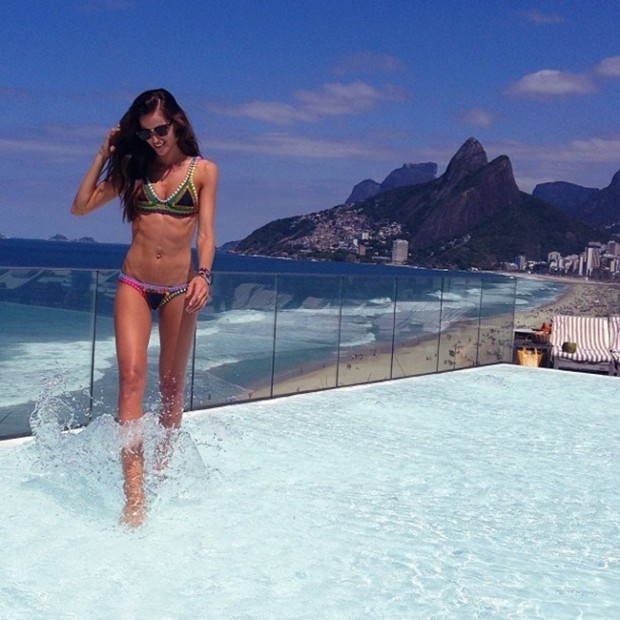 1383962_529688193790453_1009429579_n